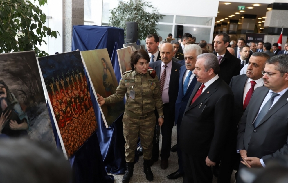 Türkiyə parlamentində “Xocalı tarixin qan yaddaşı” adlı sərgi açılıb