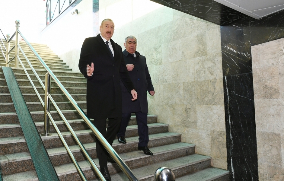 Президент Ильхам Алиев принял участие в открытии подземного пешеходного перехода на пересечении проспекта Гейдара Алиева и улицы Зеки Мамедова