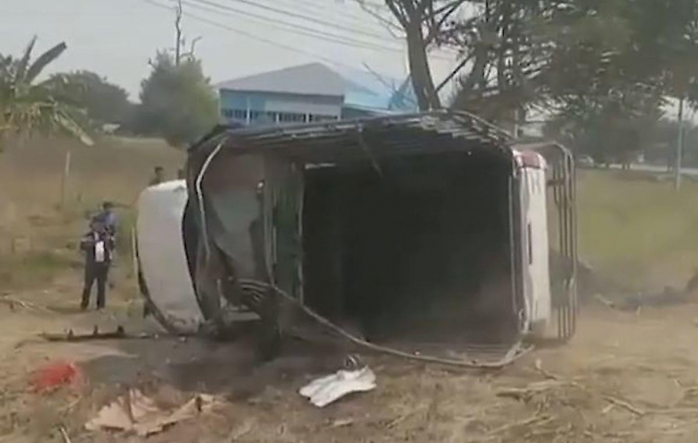 Truck Overturns With 80 Crocodile Carcasses