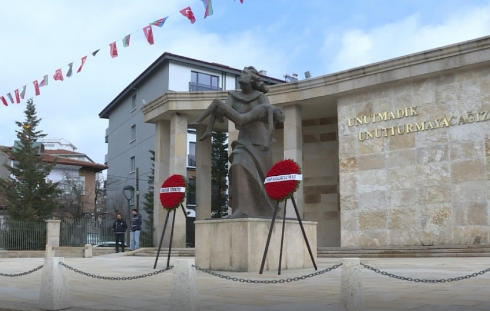 Ankarada keçirilən anım tədbirində Xocalı soyqırımını törədənlərin cəzalandırılması tələb olunub