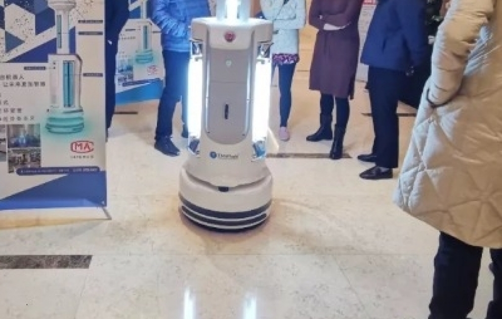 Coronavirus fight: Robot nurses serve patients in isolation wards