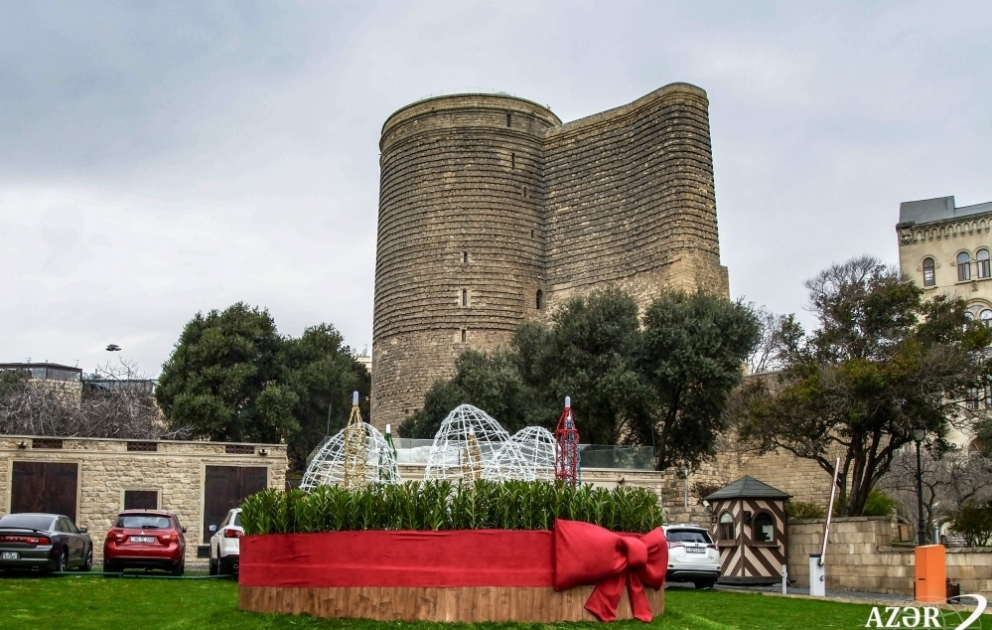 Novruz bayramı ilə əlaqədar paytaxtımız bayramsayağı bəzədilib
