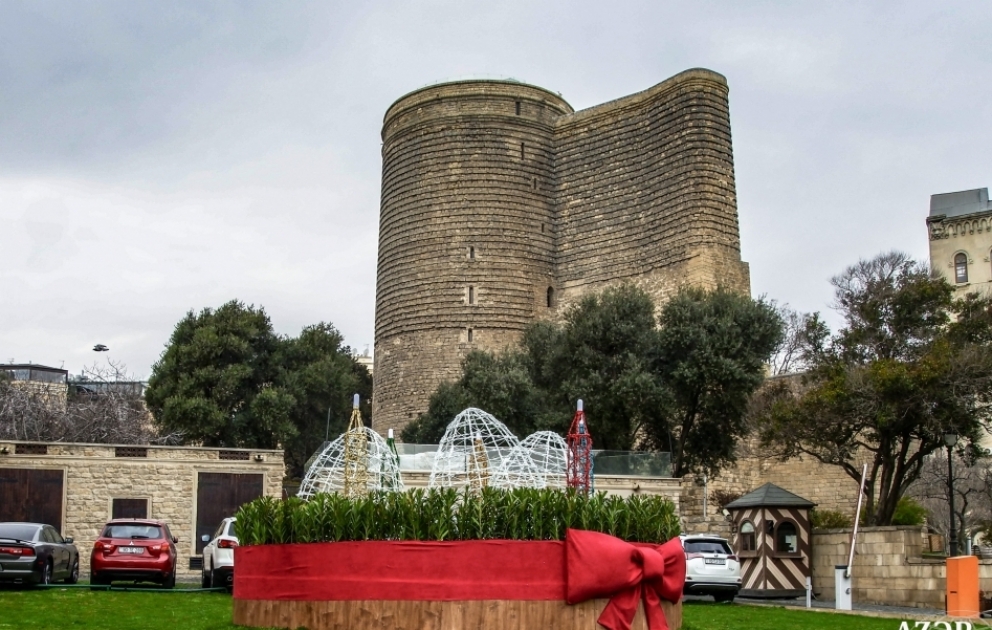 Frühlingsfest Novruz:  Baku feierlich geschmückt