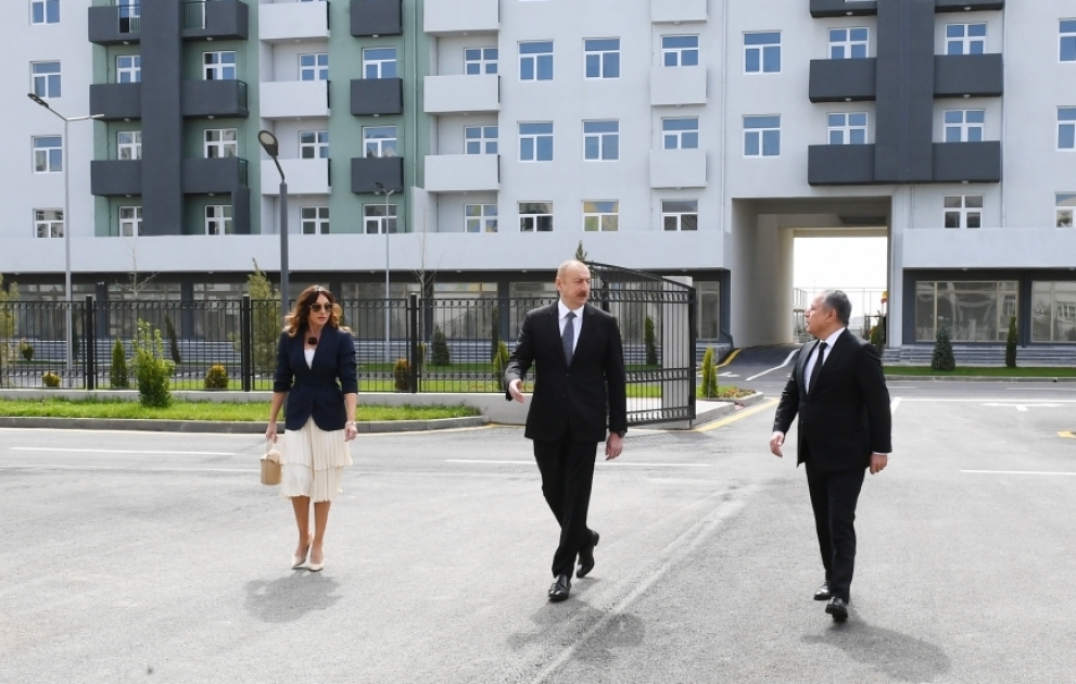 Le président Ilham Aliyev a participé à l'inauguration d'un complexe résidentiel