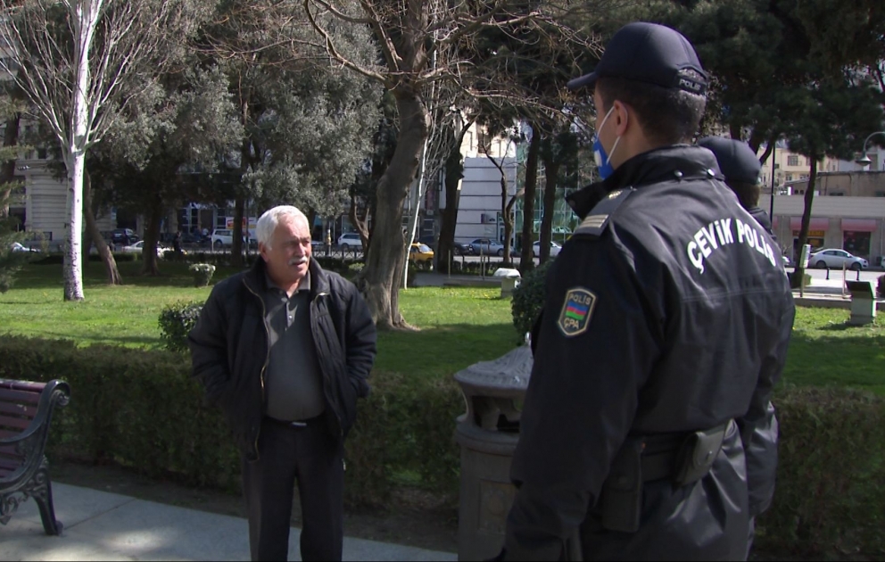 Polis əməkdaşları yaşı 65-dən yuxarı şəxslərə xəbərdarlıq edib
