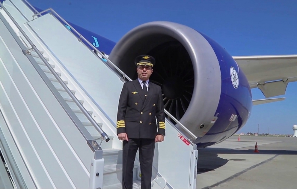AZAL-ın uçuş heyəti Azərbaycan vətəndaşlarını evdə qalmağa çağırır