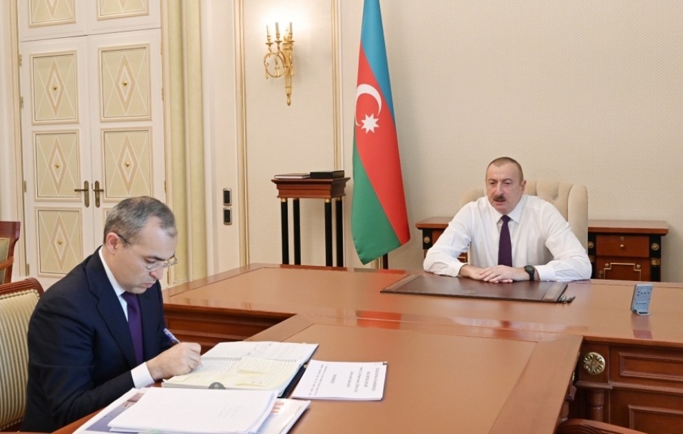 Prezident İlham Əliyev İqtisadiyyat nazirini qəbul edib