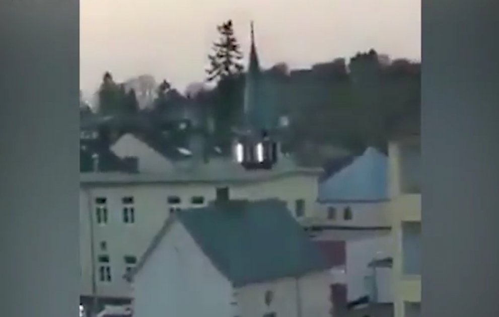 Zeichen der Solidarität zu setzen, darf in Deutschland nun der Gebetsruf von Moscheen ertönen