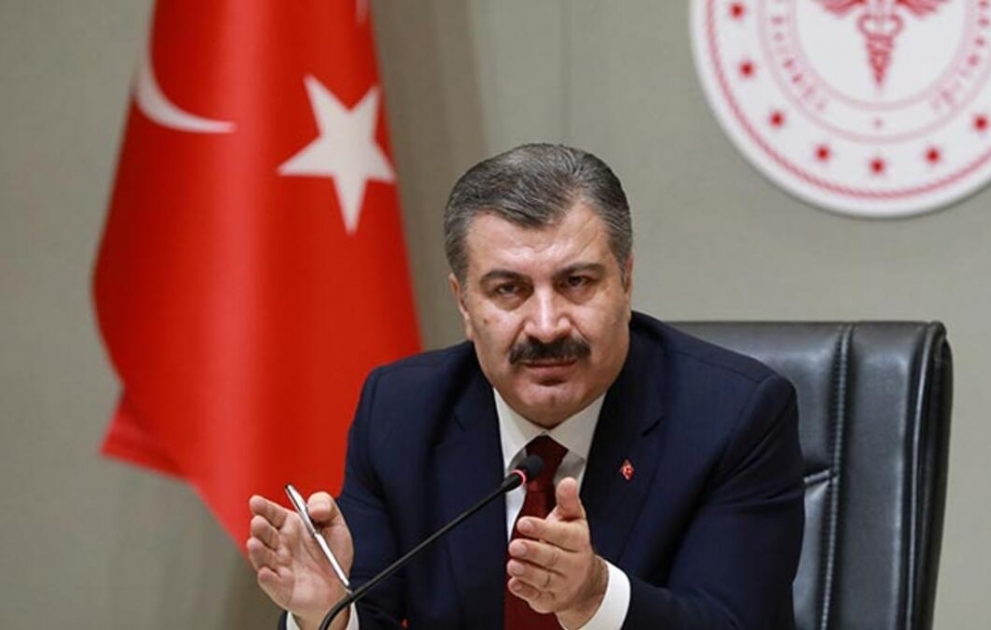 Səhiyyə naziri Fahrettin Koca virusa yoluxan həkimlərin sayını deyərkən kövrəldi