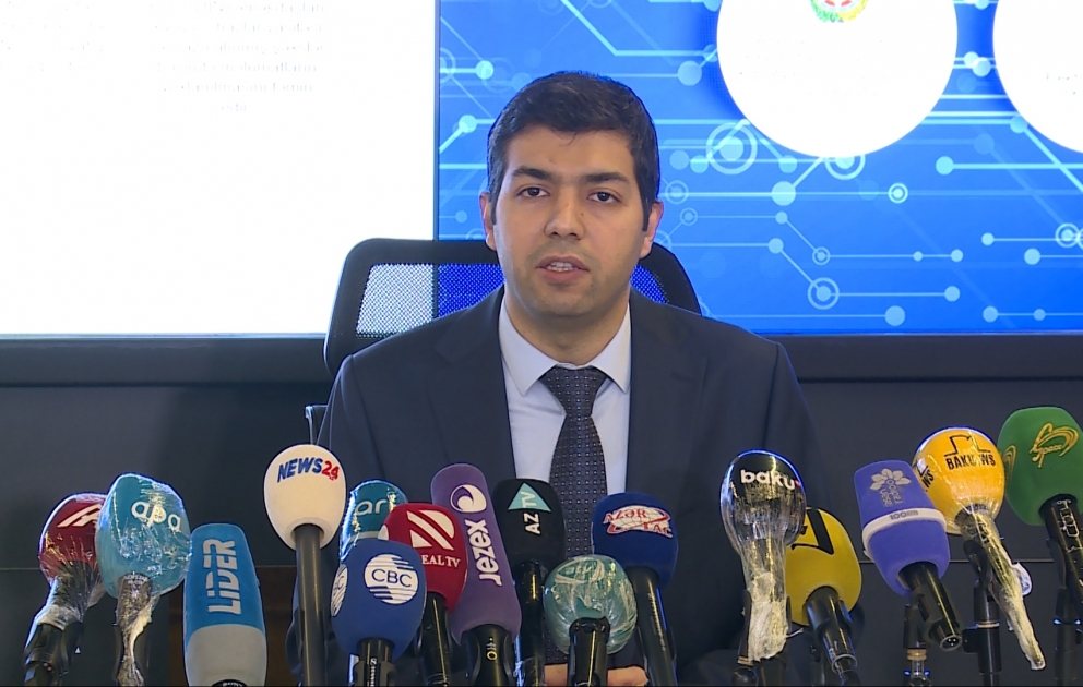 Vətəndaşlar yaşayış yerini yalnız müsbət cavab aldıqdan sonra tərk edə bilərlər