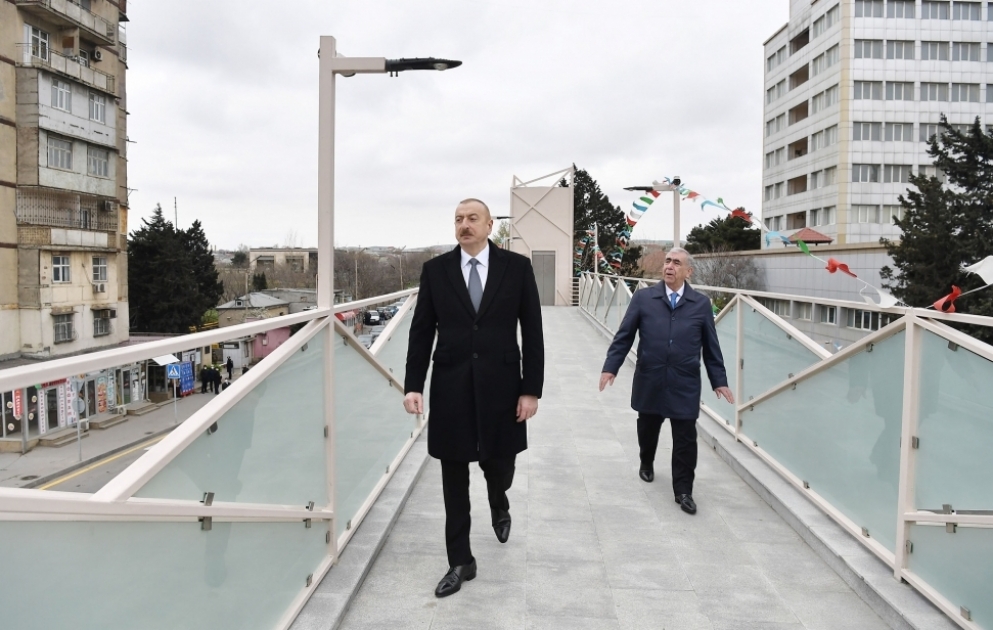 President Ilham Aliyev viewed work done as part of expanding Baku-Sumgayit highway 
The head of state also attended inauguration of pedestrian crossing at the intersection of Moscow Avenue and 20 January Street