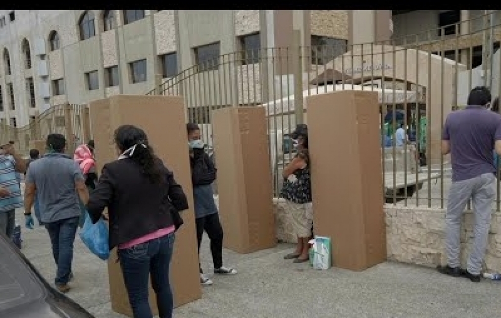 En Equateur, une des villes d'Amérique latine les plus affectées par le covid_19, les habitants se voient obligés d'acheter des boîtes en carton