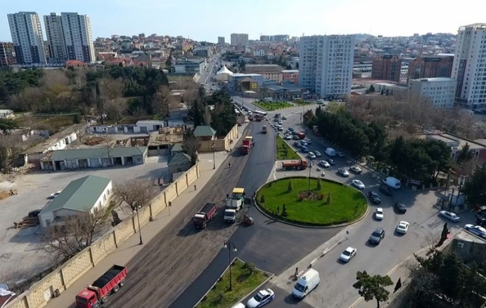 На ряде улиц и дорог Баку проведены ремонтные работы