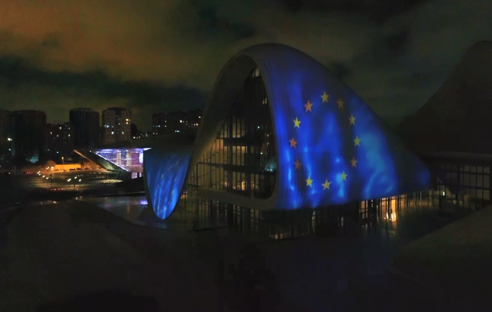 “Euractiv” Heydər Əliyev Mərkəzinin pandemiyadan əziyyət çəkən ölkələrə dəstəyi ilə bağlı hazırladığı videoçarxı bir həftə boyunca yayımlayacaq