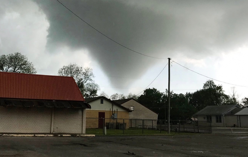 ABŞ-da tornado nəticəsində beş nəfər həlak olub