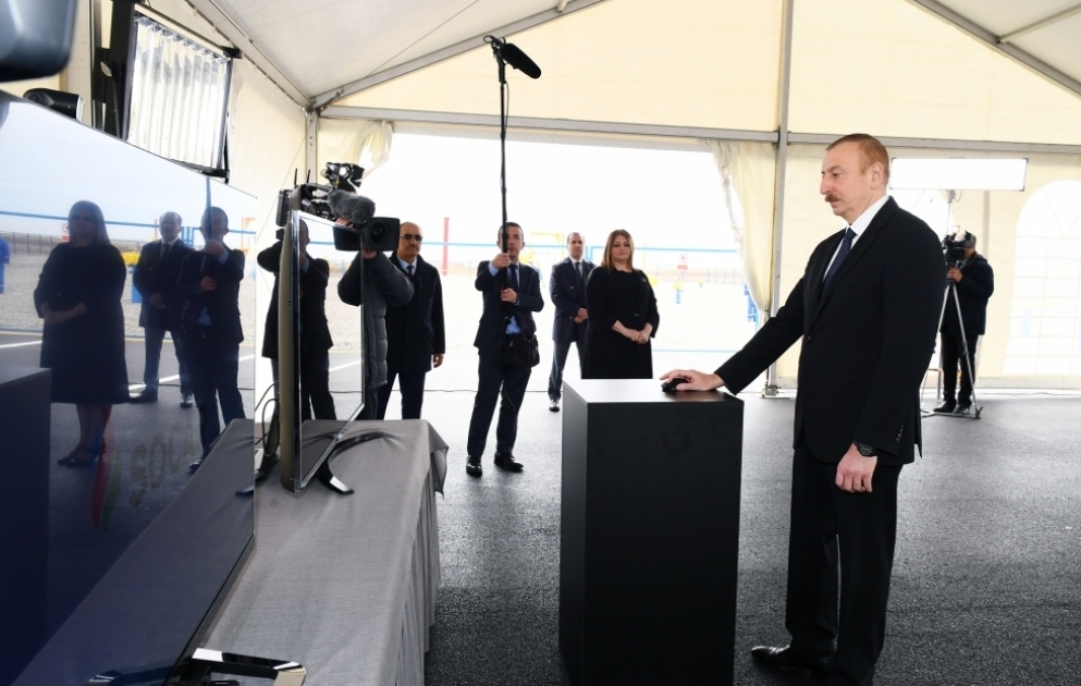 Prezident İlham Əliyev Sumqayıt şəhərinə çəkilən magistral qaz kəmərinin açılışında iştirak edib