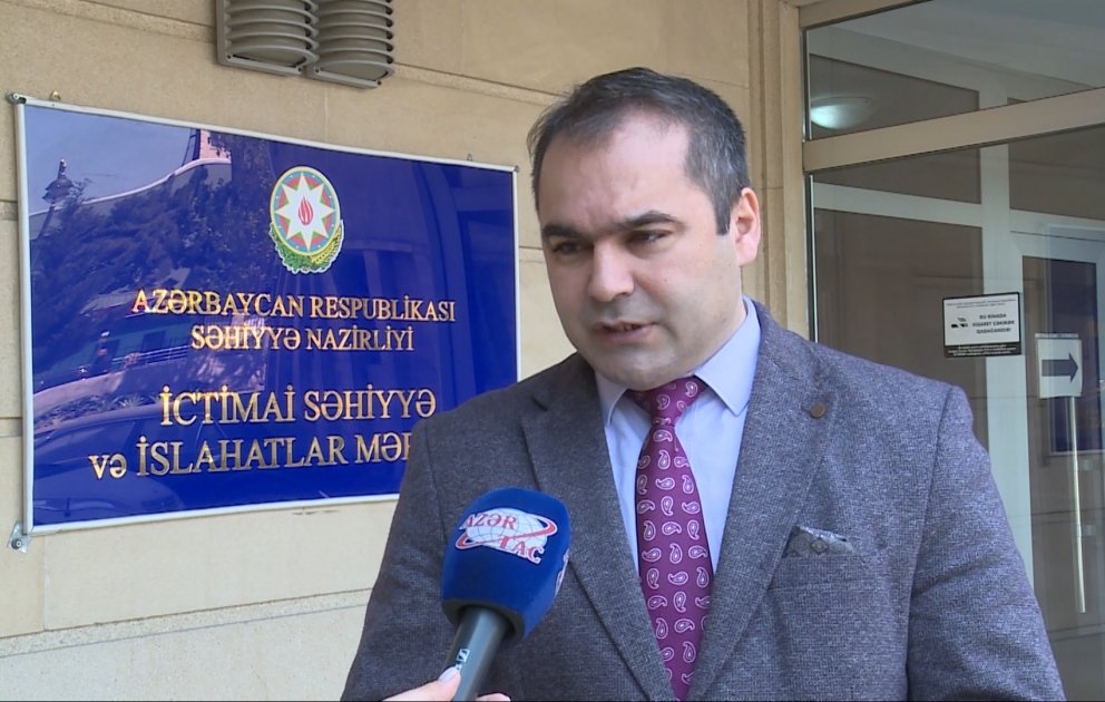 Nazirliyin əməkdaşı koronavirus xəstələrinin plazma ilə müalicəsinin təfərrüatlarından danışıb AÇIQLAMA