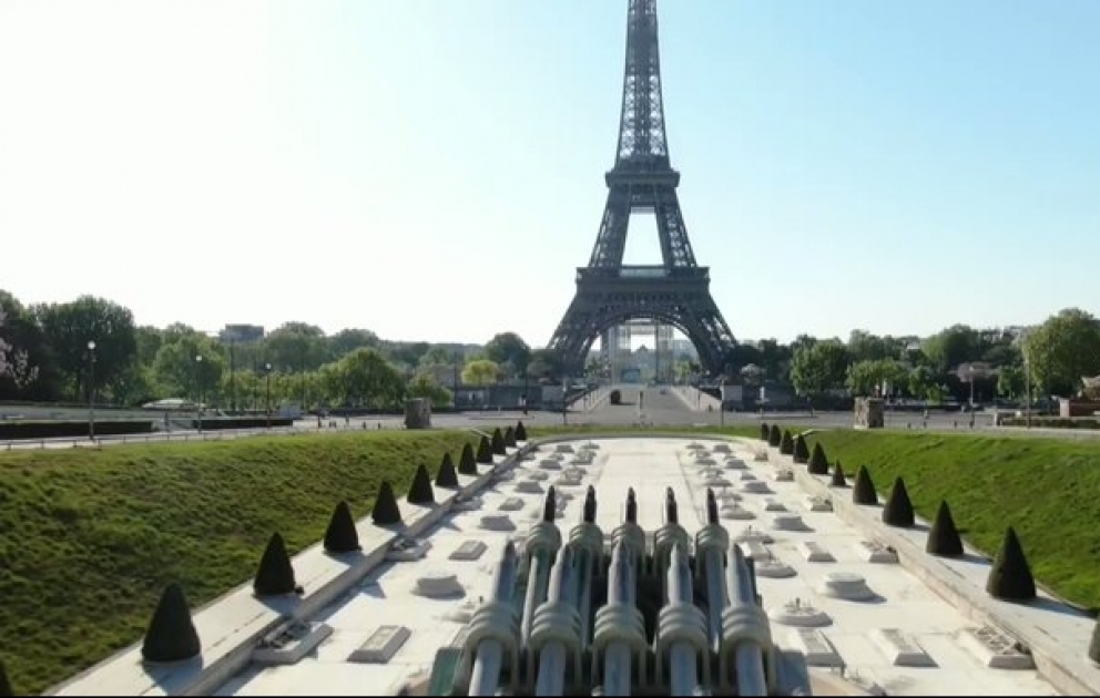 Aerial images filmed with a drone show the main sites of deserted Paris