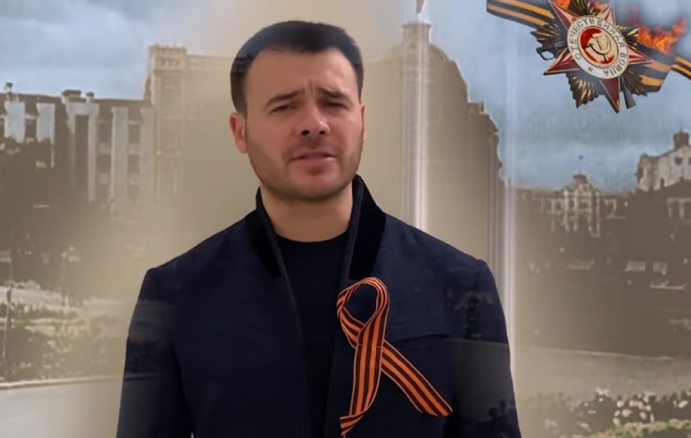 Emin rusiyalı ulduzlarla birlikdə müharibə qəhrəmanlarını yad etdi