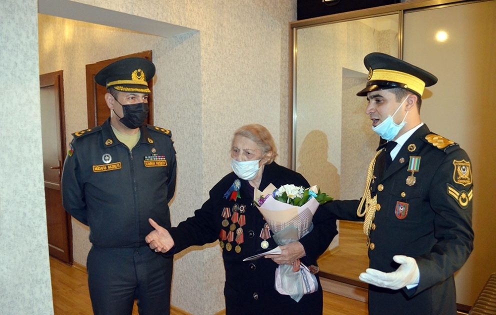 Военнослужащие посетили ветеранов Великой Отечественной войны