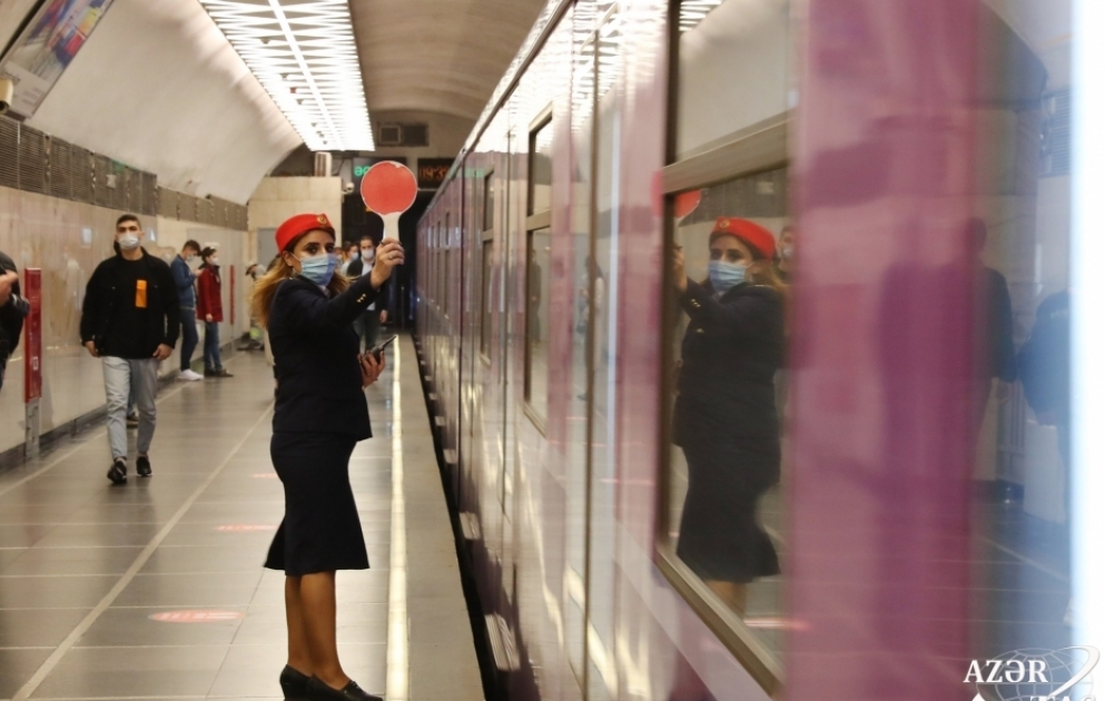 Baku Metro resumes service