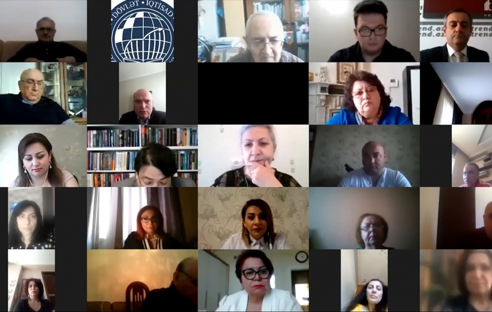 UNEC-də "İqtisadi müzakirələr" mövzusunda onlayn seminar keçirilib