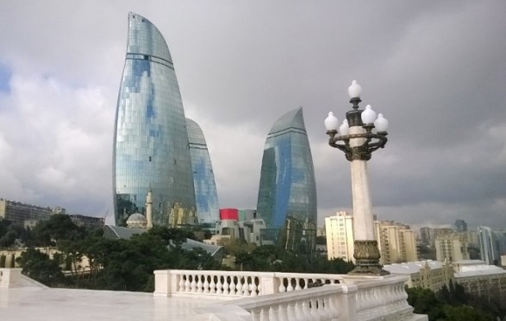 Завтра в Баку до 20 градусов тепла