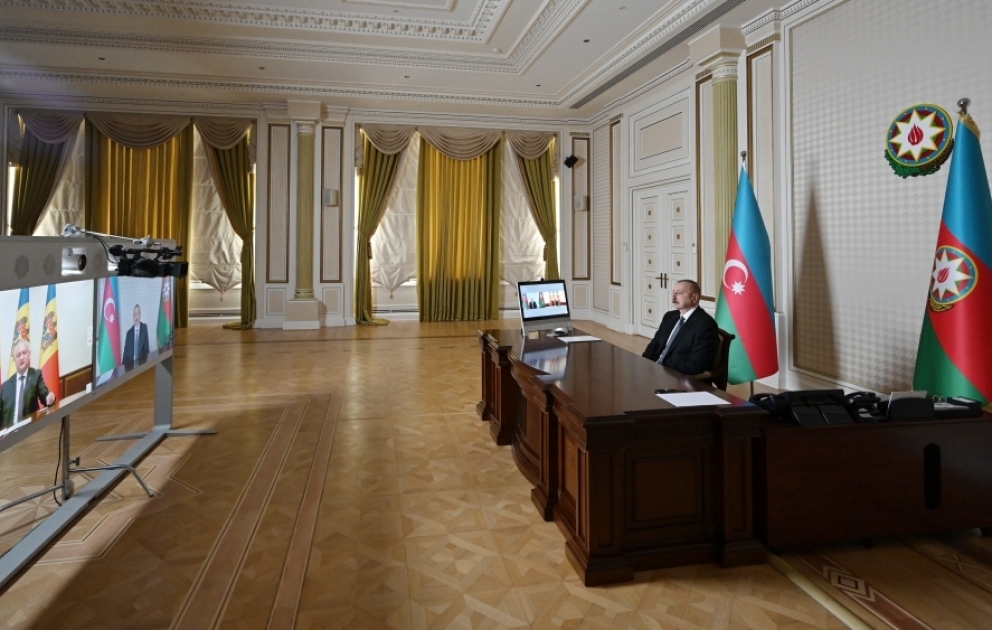 President Ilham Aliyev, Moldovan President Igor Dodon met through videoconferencing