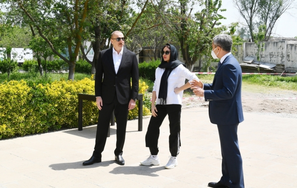 Prezident İlham Əliyev Şamaxıda Pirsaat Baba ziyarətgahının yenidən qurulması çərçivəsində görülən işlərlə tanış olub