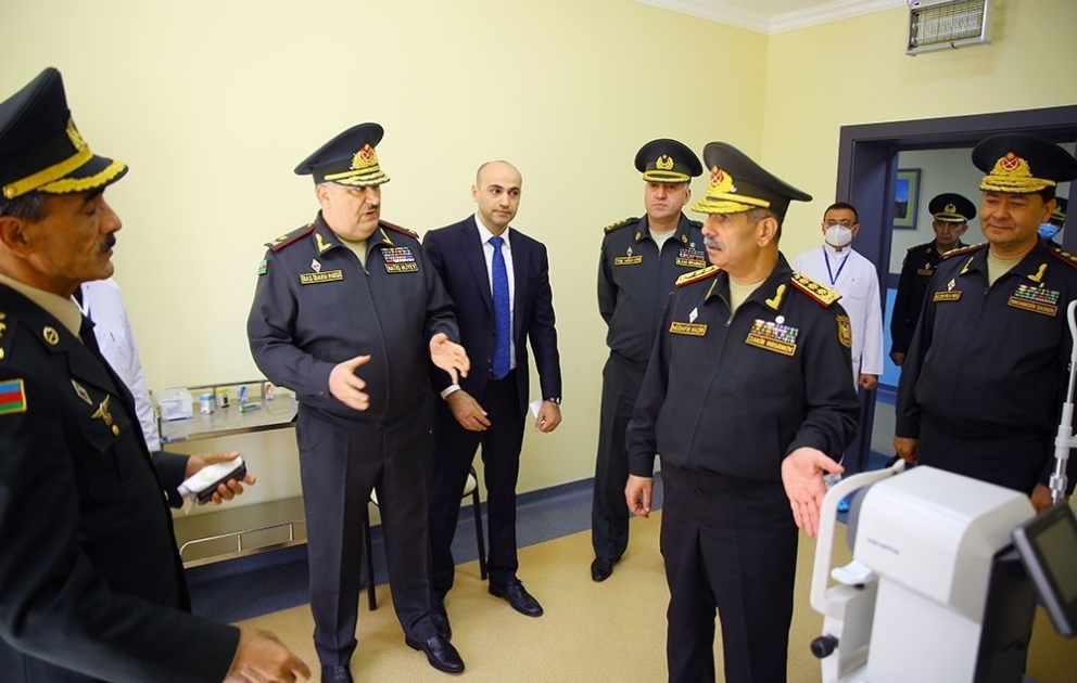 Müdafiə naziri Baş Klinik Hospitalın yeni korpusunun açılışında iştirak edib