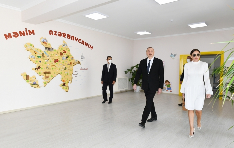 Президент Ильхам Алиев принял участие в открытии жилого комплекса «Гобу Парк-3», возведенного для вынужденных переселенцев