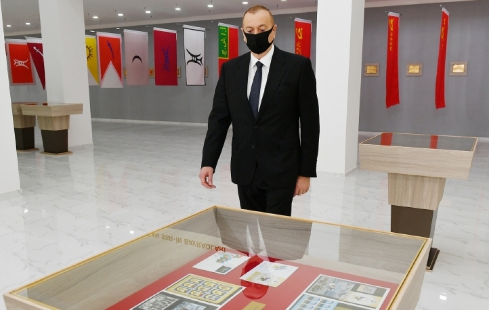 Le président Ilham Aliyev inaugure le Musée des attributs étatiques à Terter