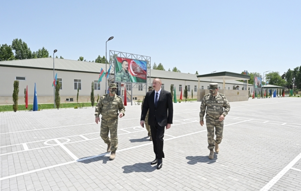 Президент Ильхам Алиев побывал в Н-ской воинской части на территории Агдамского район