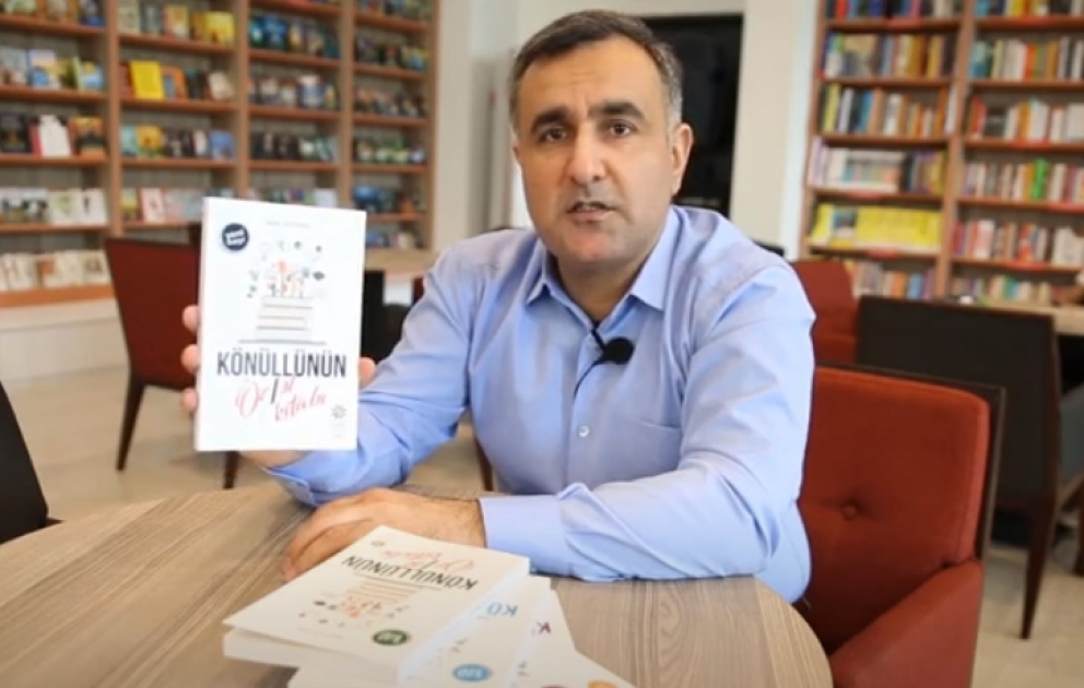 KOBİA “Könüllünün öz/əl kitabı”nı nəşr edib