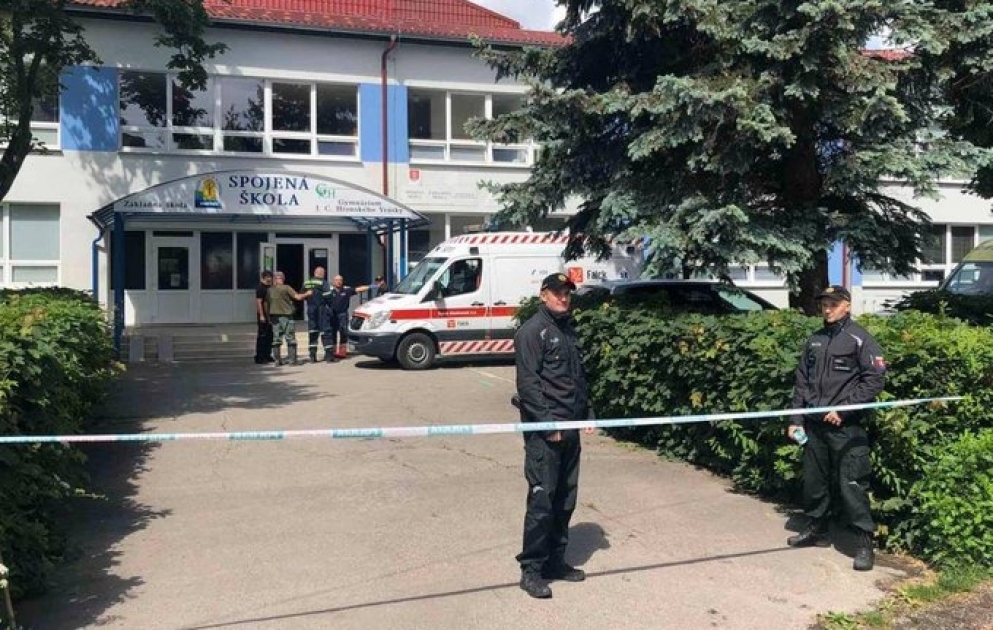 В Словакии неизвестный напал на начальную школу, есть жертвы