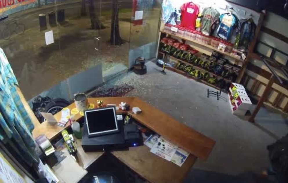 Break-In at Waikiki Bike Shop