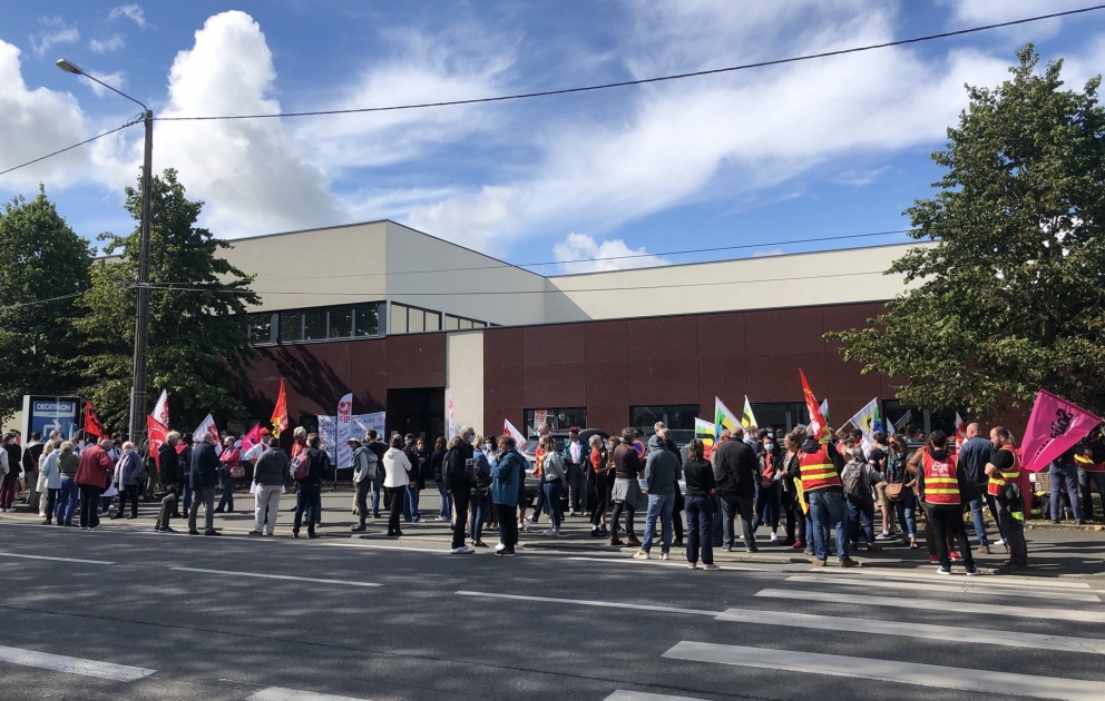 Les soignants manifestent partout en France pour demander plus de moyens après l'épidémie de coronavirus
