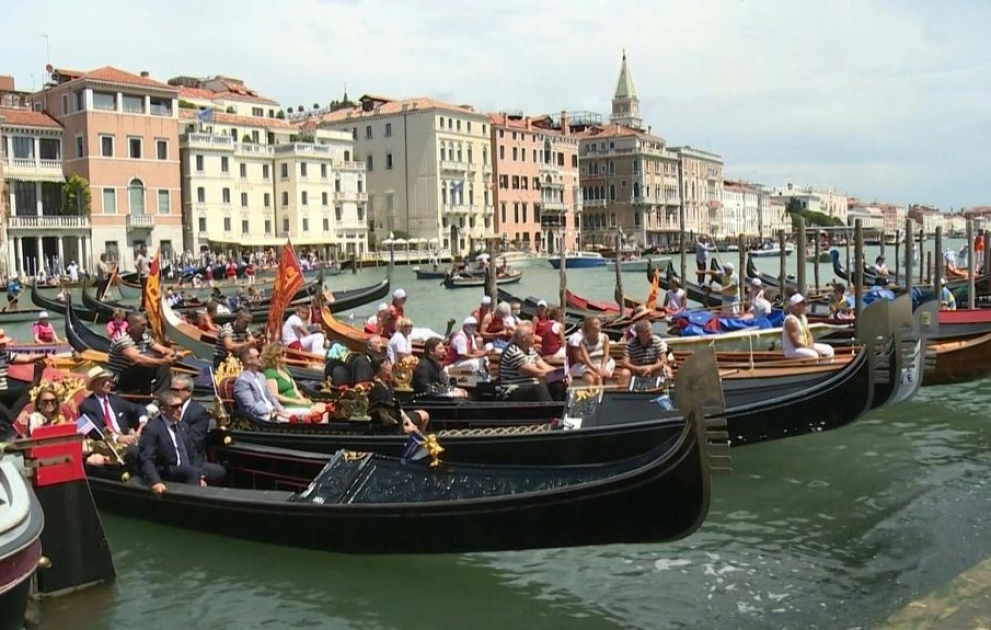 Les images de la première course de bateaux à Venise depuis la fin du confinement