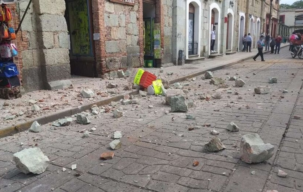 Powerful earthquake shakes southern Mexico, at least 6 dead