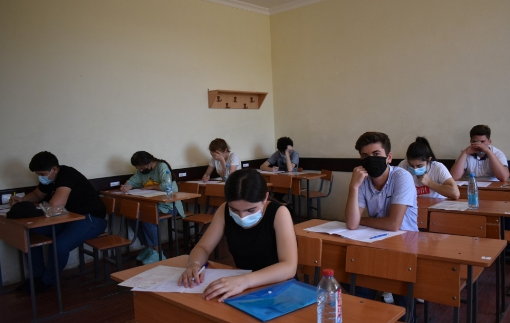 Xaçmaz, Siyəzən və Xızıda 2335 məzun buraxılış imtahanı verib