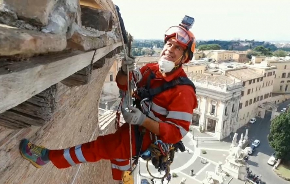 A Rome, une restauration en apesanteur
