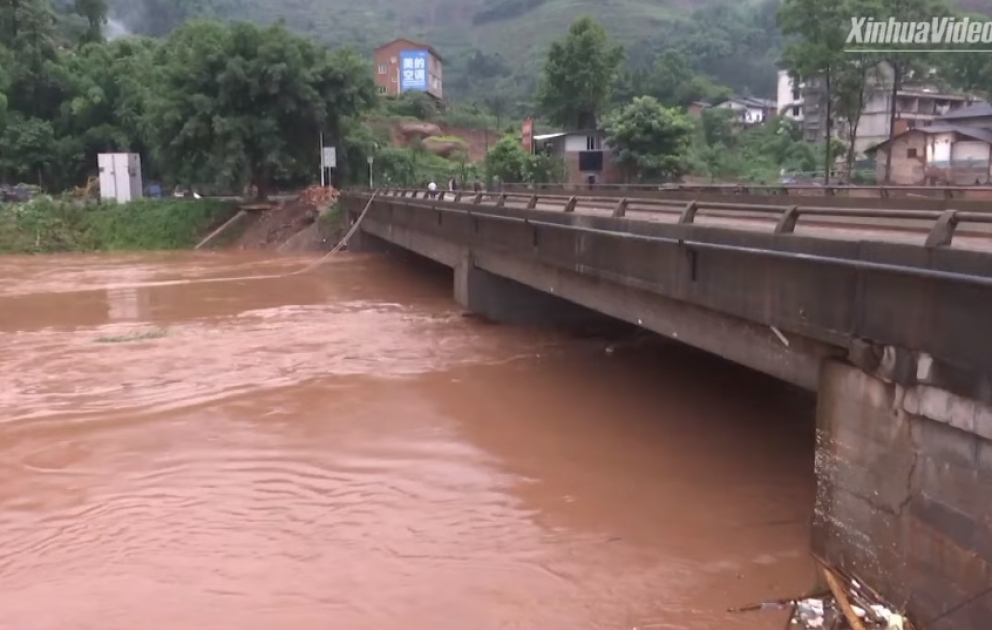 Douze morts après des inondations dans le Sud-Ouest