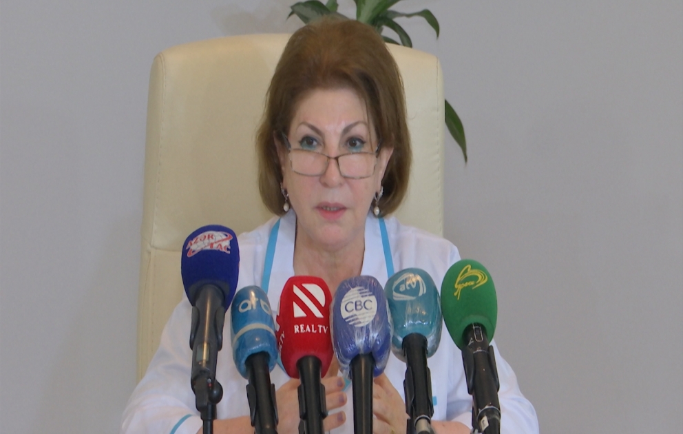 Baş həkim: Koronavirusla bağlı şübhəsi olanlar poliklinikaya gəlmədən sahə həkimi ilə əlaqə saxlamalıdır