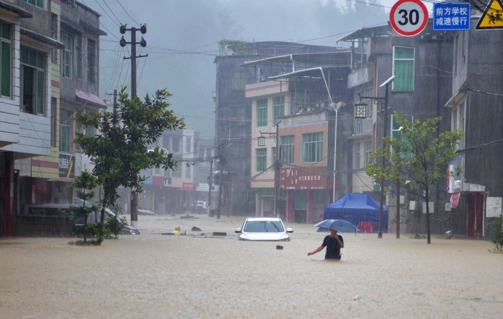 Dramatic rescue as nearly 14 million people affected by floods in China