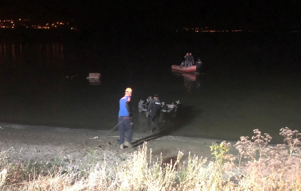 Small police plane crashes in eastern Turkey, killing 7