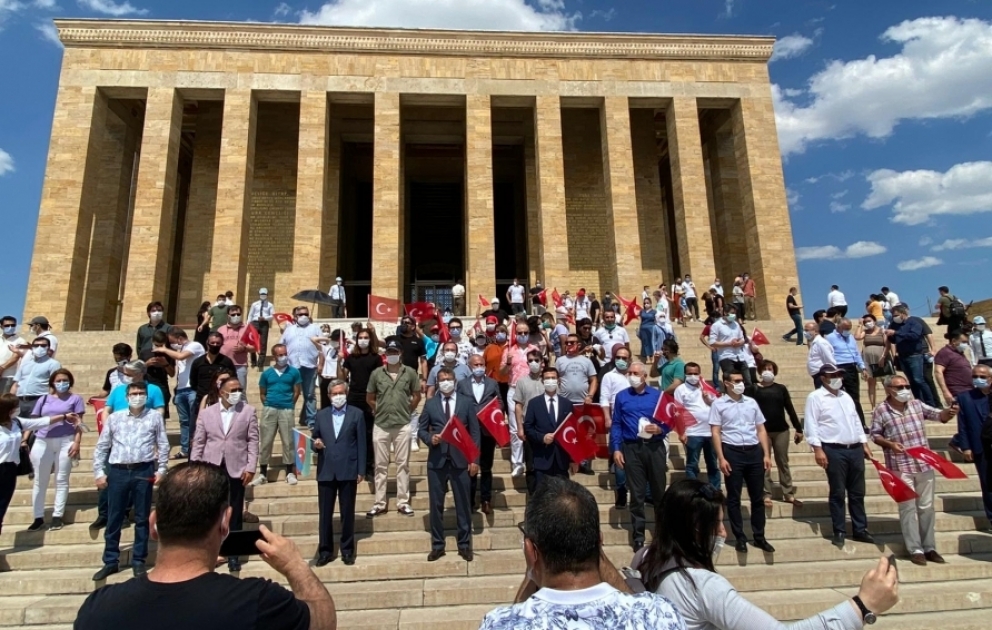 Ankarada Azərbaycana dəstək aksiyaları keçirilib