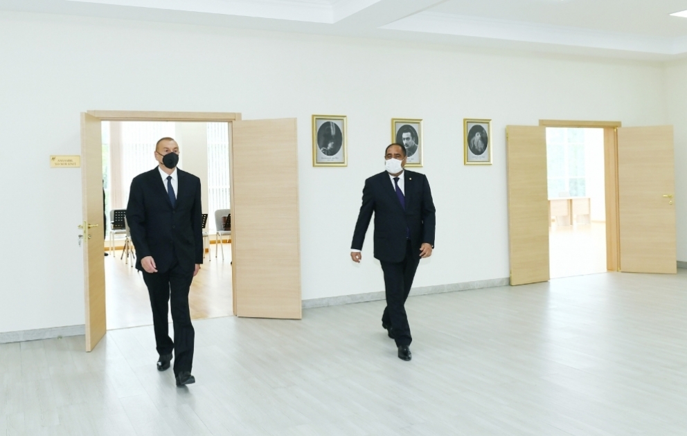 Balakan: Präsident Ilham Aliyev weiht neues Gebäude für Kinderkunstschule ein