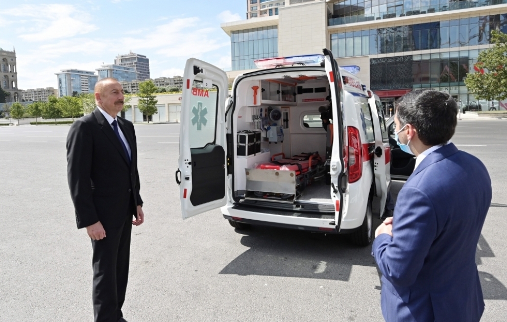 Prezident İlham Əliyevin tapşırığı ilə ölkəmizə yeni təcili tibbi yardım avtomobilləri gətirilib