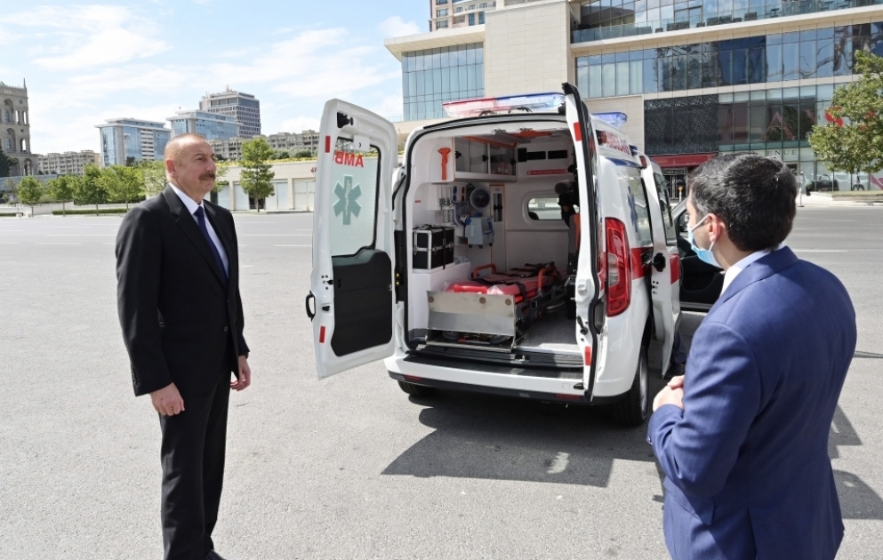 President Ilham Aliyev viewed new ambulances delivered to Azerbaijan