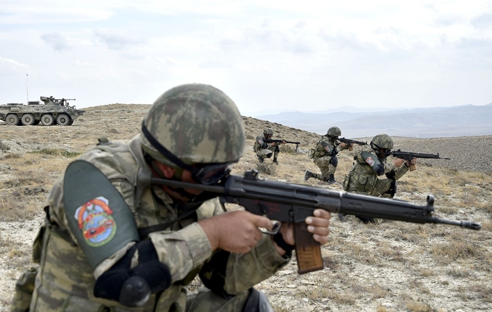Азербайджанские и турецкие военнослужащие выполнили различные элементы совместных широкомасштабных учений
